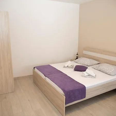 Pansion Nerry Couette-café