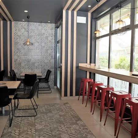 Couette-café Pansion Nerry