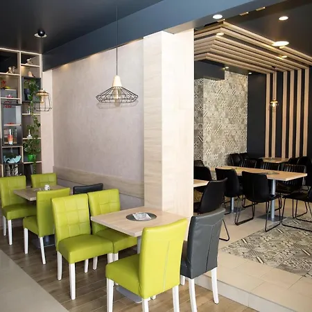 Pansion Nerry Couette-café