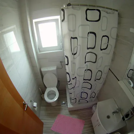 Couette-café Pansion Nerry