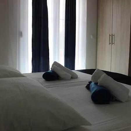 Pansion Nerry Bed & Breakfast 3*