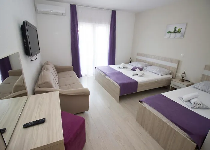 Bed & Breakfast Pansion Nerry Blagaj