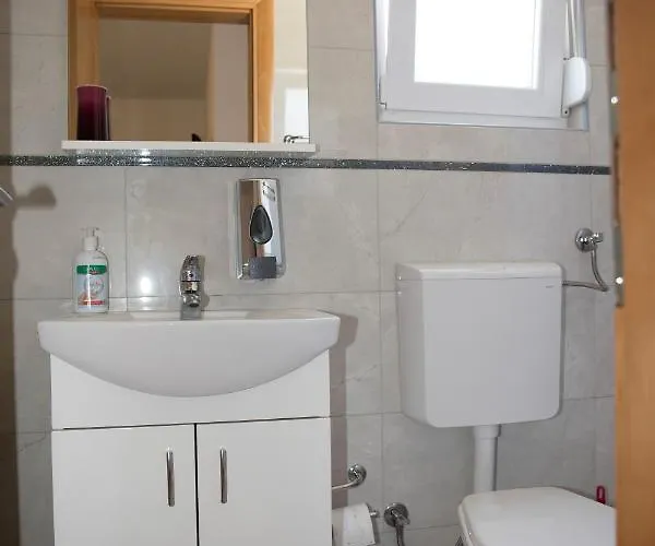 Pansion Nerry Bed & Breakfast Blagaj