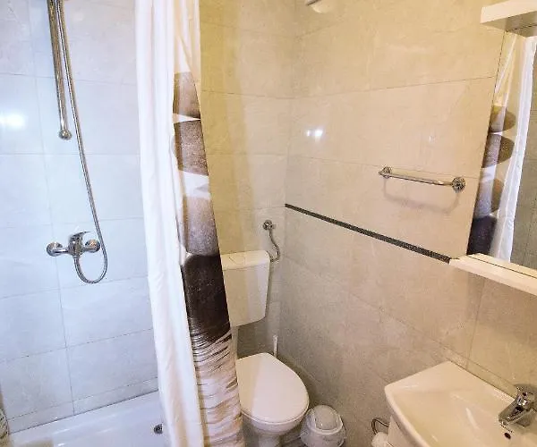 Pansion Nerry Bed & Breakfast